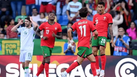 滕哈格访谈：球员批评接受度引争议，直言策略引发讨论