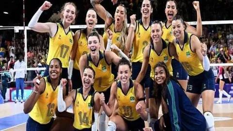 大乐透期号专家推荐：质合分析前区十码，斯托克城战布莱克本